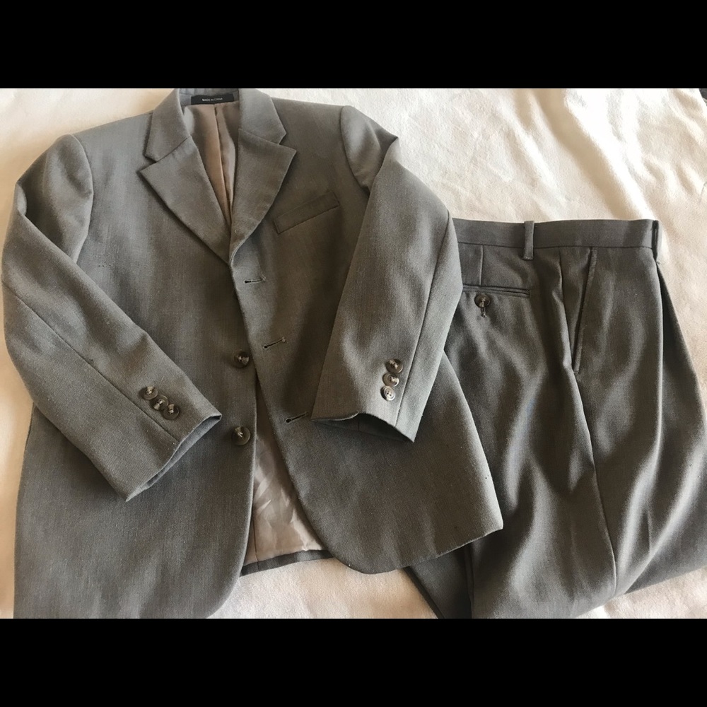 Boys Sz 10 Claiborne Suit
